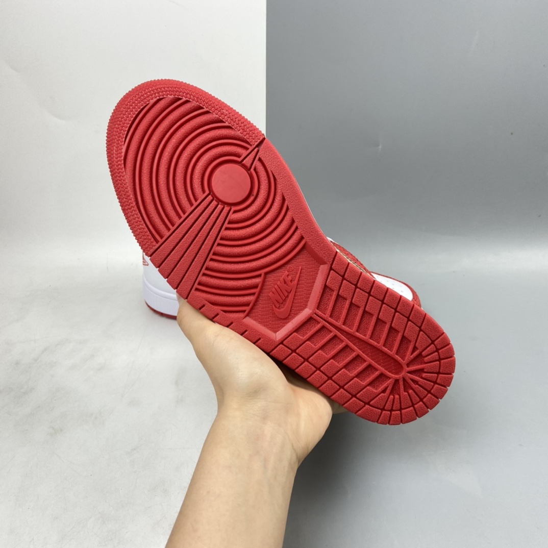 P200 Air Jordan 1 Low AJ1低帮时尚休闲板鞋 DJ5185-100