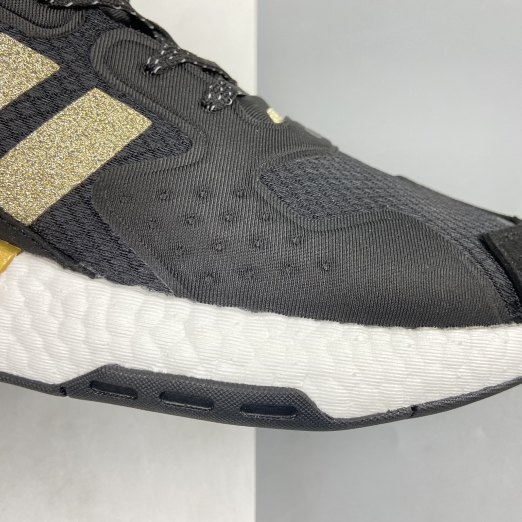 P200 Adidas Originals 2020 Day Jogger Boost 三叶草2020版慢跑者系列高弹复古休闲运动跑鞋 夜行者二代 FW4840