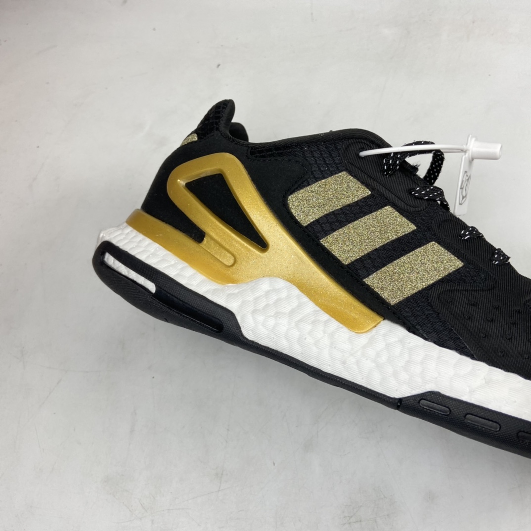 P200 Adidas Originals 2020 Day Jogger Boost 三叶草2020版慢跑者系列高弹复古休闲运动跑鞋 夜行者二代 FW4840