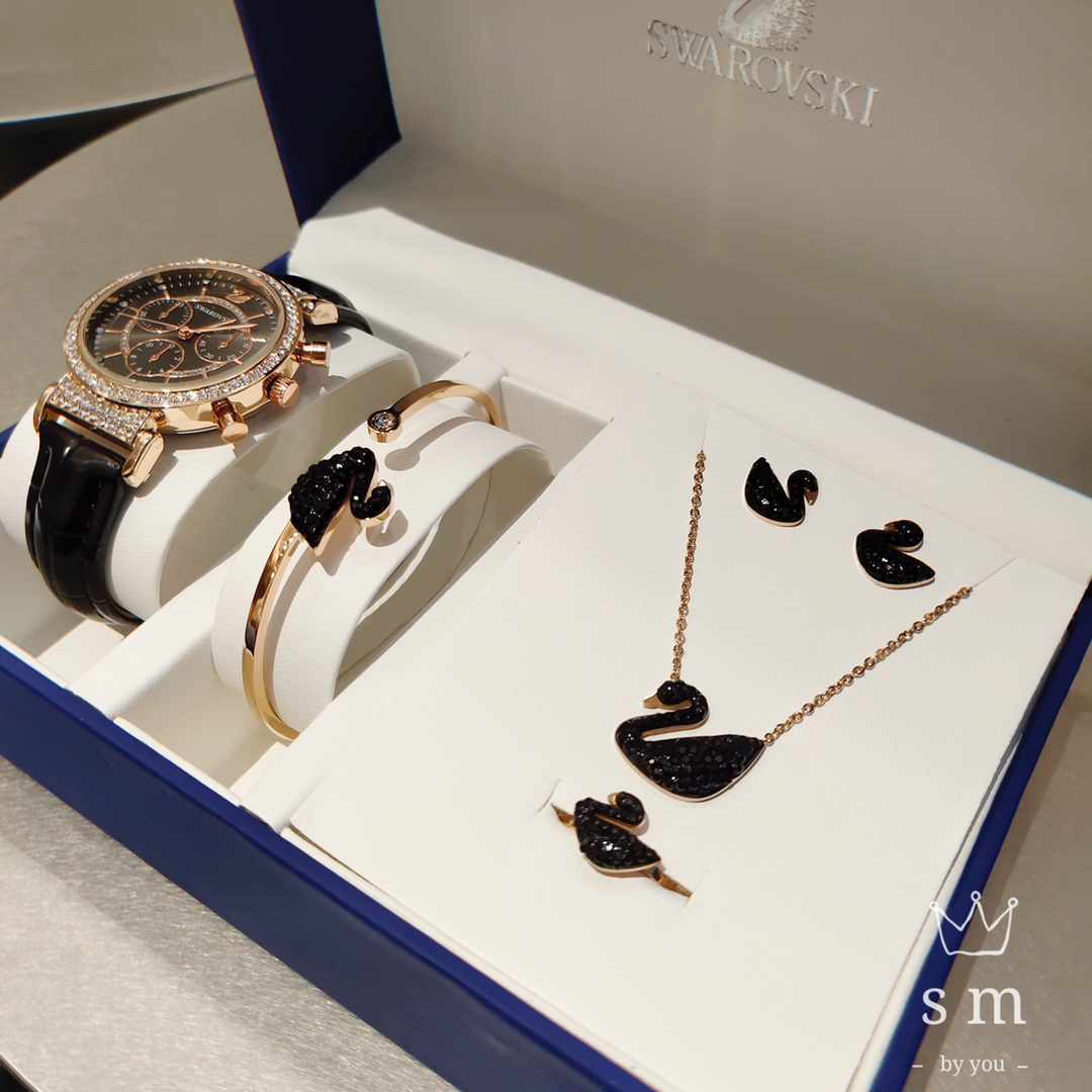 Luxury Web-Synthesis Launch: Hyena, Swarovski, Stone-Looking Watch, Steel Sets - 图片 2