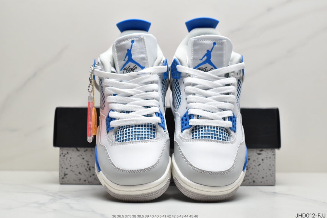 190 复古情怀满满的配色#Air Jordan 4 Retro Military Blue 白蓝 308497-105