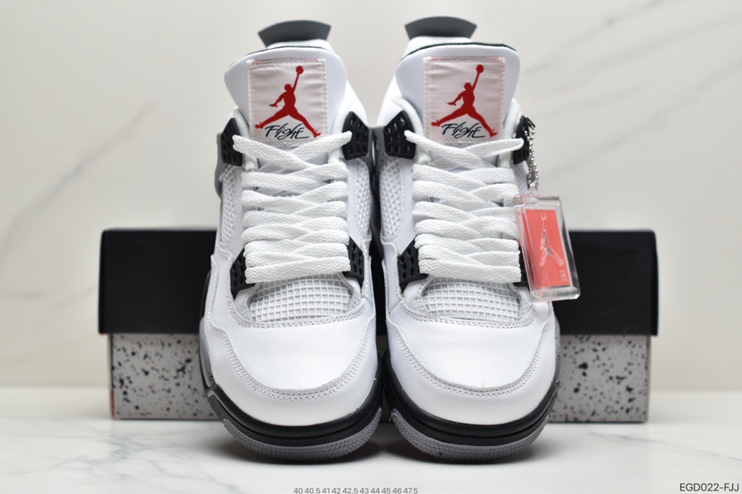 360  Air Jordan 4 Tattoo “What The”乔4而眼前这款 Air Jordan 4 “What The” 308497-103