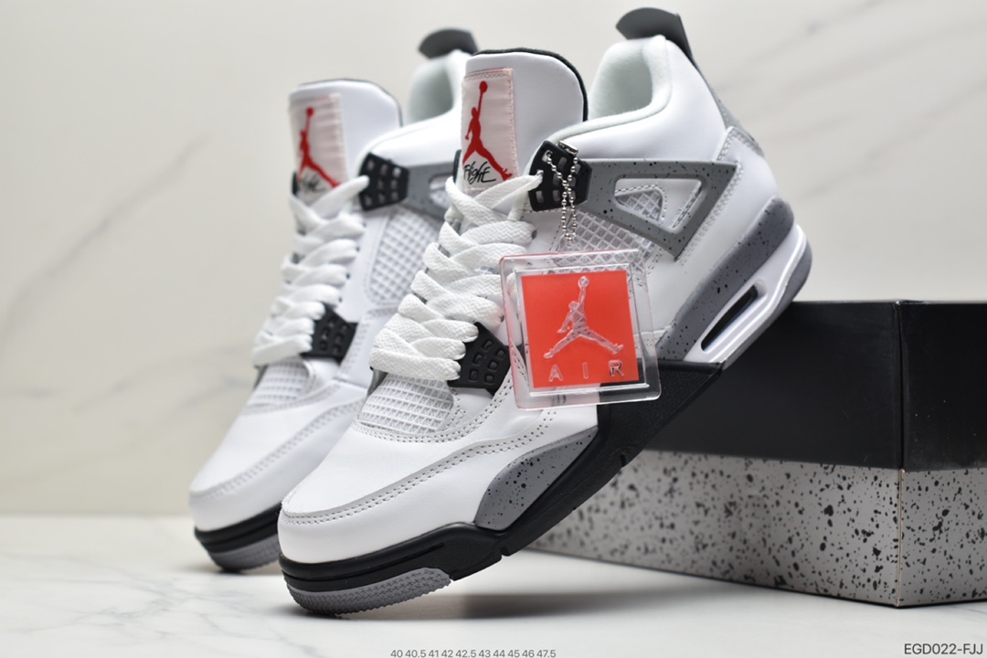360  Air Jordan 4 Tattoo “What The”乔4而眼前这款 Air Jordan 4 “What The” 308497-103