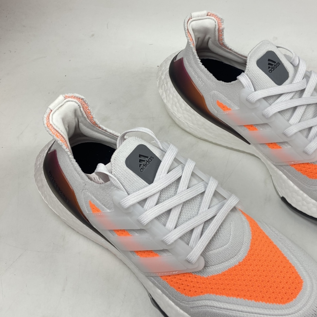 P220 AD UltraBoost 21 加厚爆米花袜套式针织鞋面休闲运动慢跑鞋 FY0375