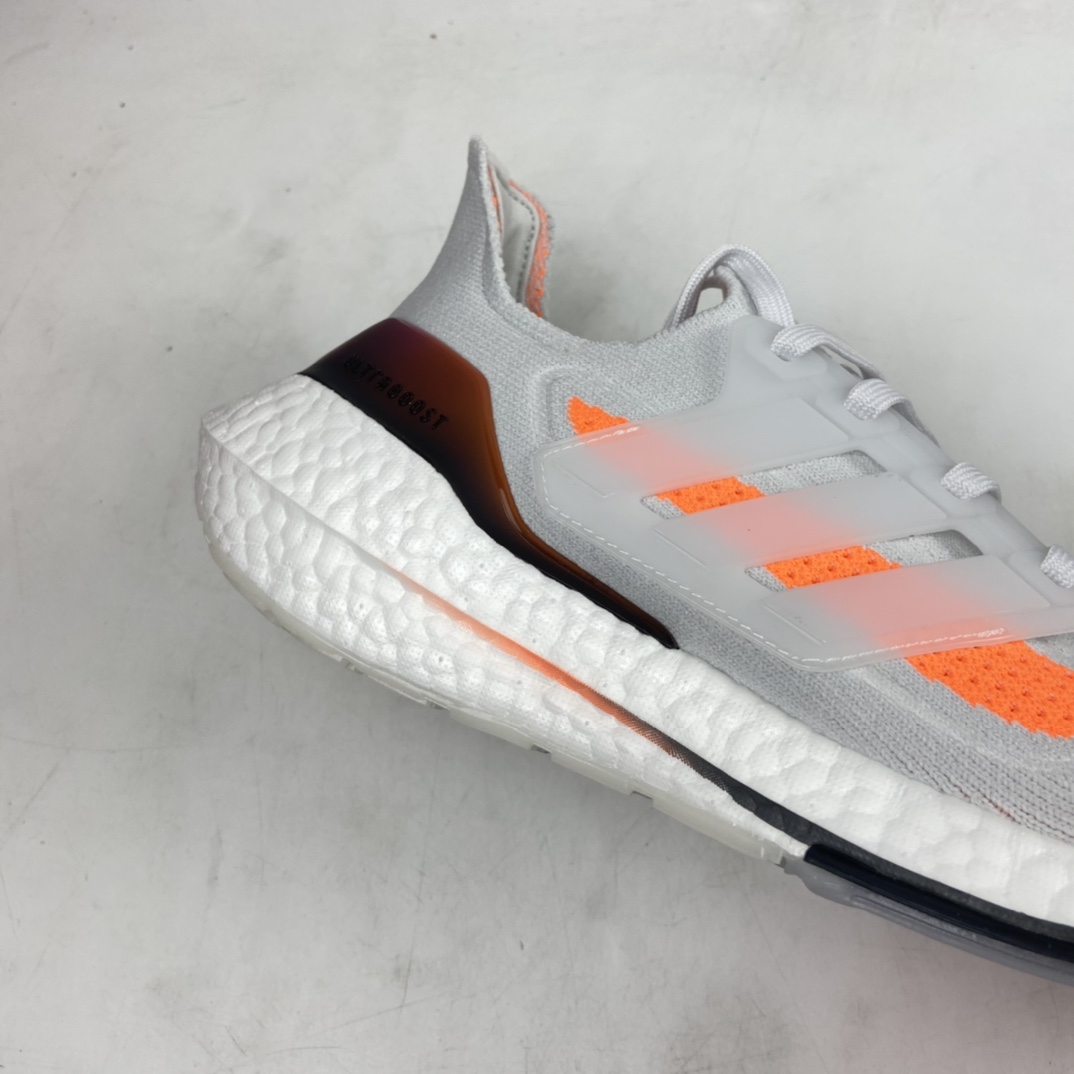 P220 AD UltraBoost 21 加厚爆米花袜套式针织鞋面休闲运动慢跑鞋 FY0375