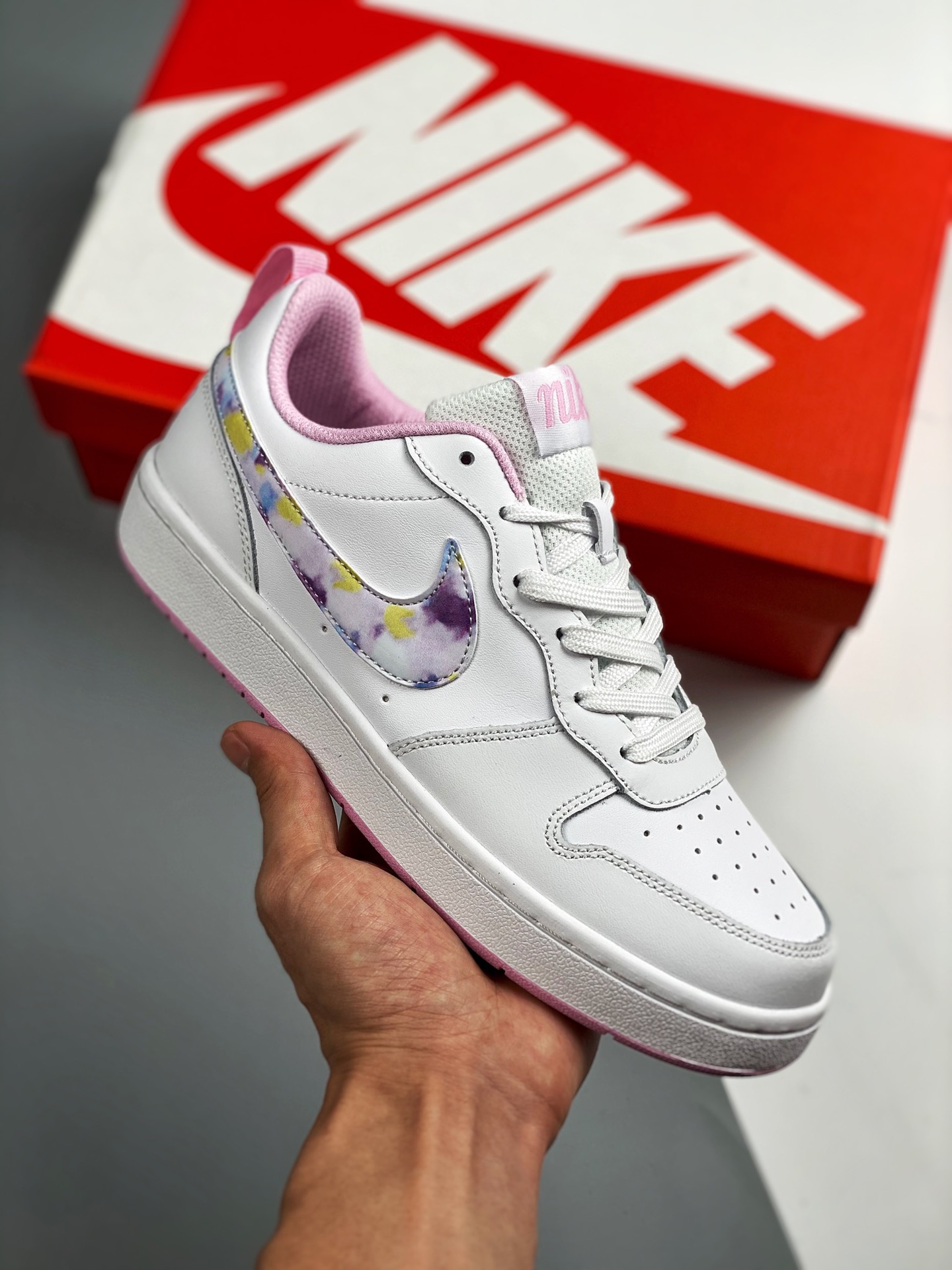 NK Court Borough Low 2 blanco/rosa, versión exclusiva de capa completa de cuero, suela original exclusiva de molde priv…