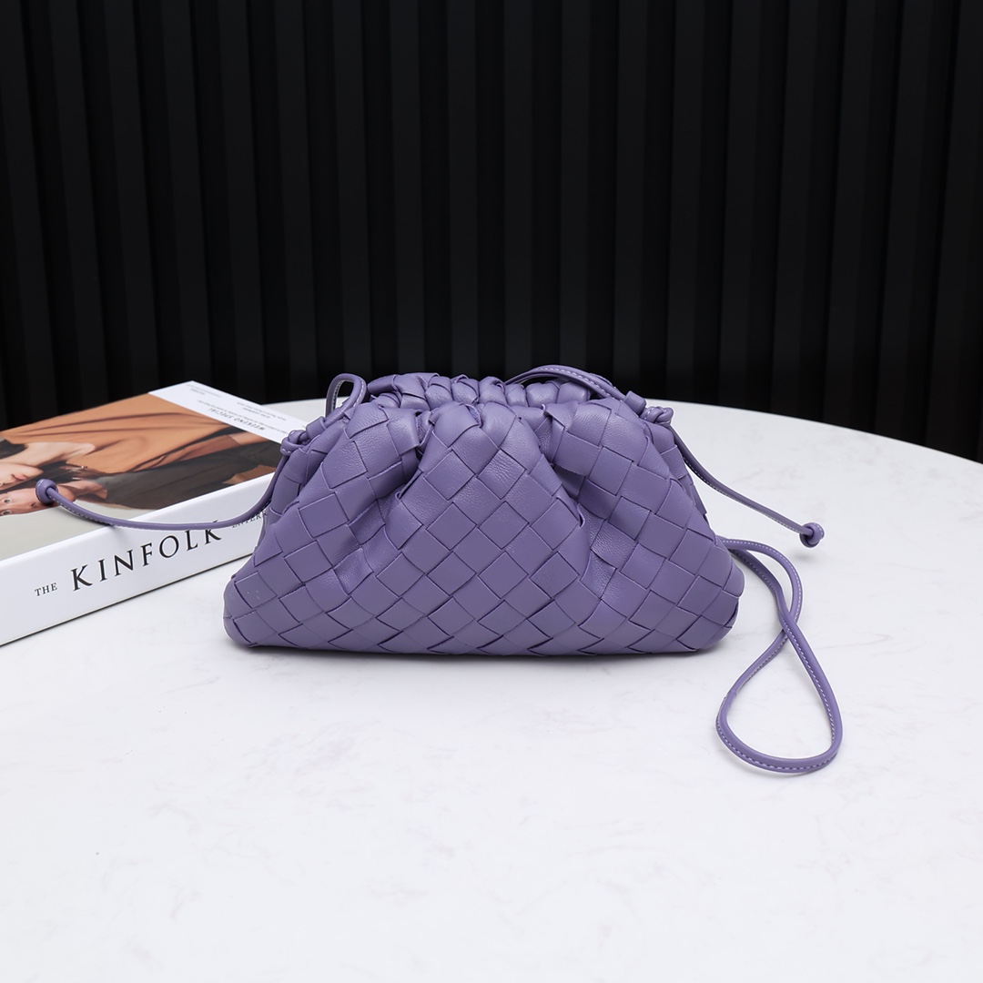 Bottega Veneta Pouch Cloud Bag Large Intrecciato Drawstring Clutch