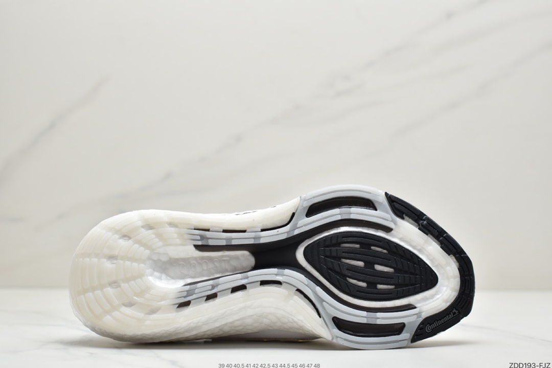 230 前凸后翘的ultra boost 2021系列正式曝光 FY0837