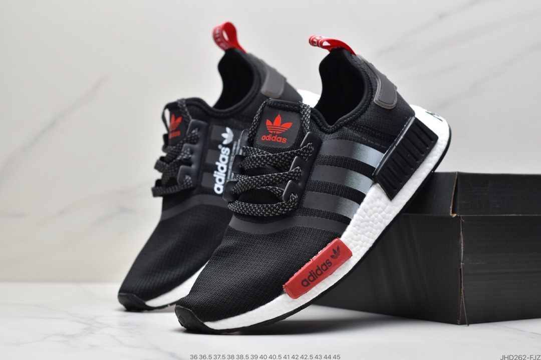 190 阿迪达斯 Adidas NMD R-1 街头风经典百搭跑步鞋 BY9952