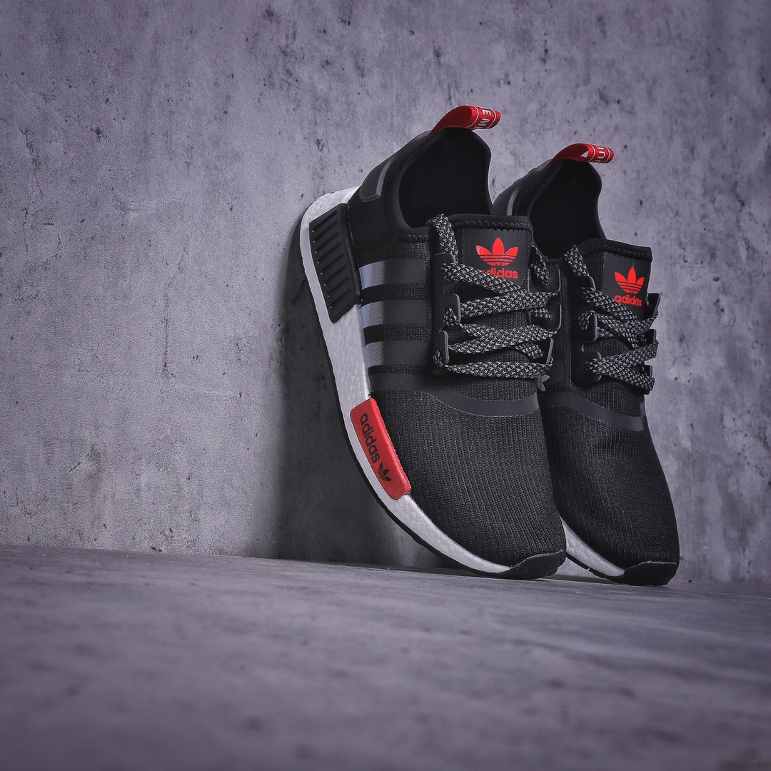 G0 Adidas NMD _R1 黑白渐变虎扑版本 专柜同步上架现货仓储 全年稳定现货供应HH原装进口Boost原料 永不发黄氧化FY5394