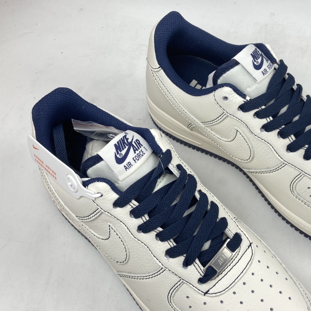 P240 Undefeated x NIKE Air Force 1’07 联名款空军一号低帮休闲板鞋 UN1315-800