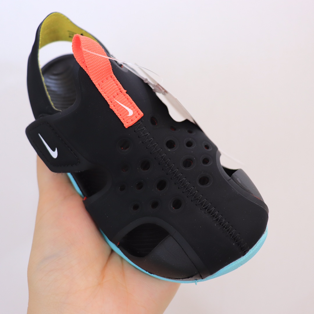 图片[9]-【九宫格细节图】 高版本ＮＫ护脚洞洞鞋.儿童凉鞋‼️ 儿童飞机凉鞋.高品质专G版火爆上市.🔥去年专Ｇ火的一塌糊涂哦。设计独特.上脚好看.鞋子轻便柔软.防滑设计.鞋面透气扣设计.🌼夏天不热脚.魔术贴方便宝宝穿着.✔️-选品中心