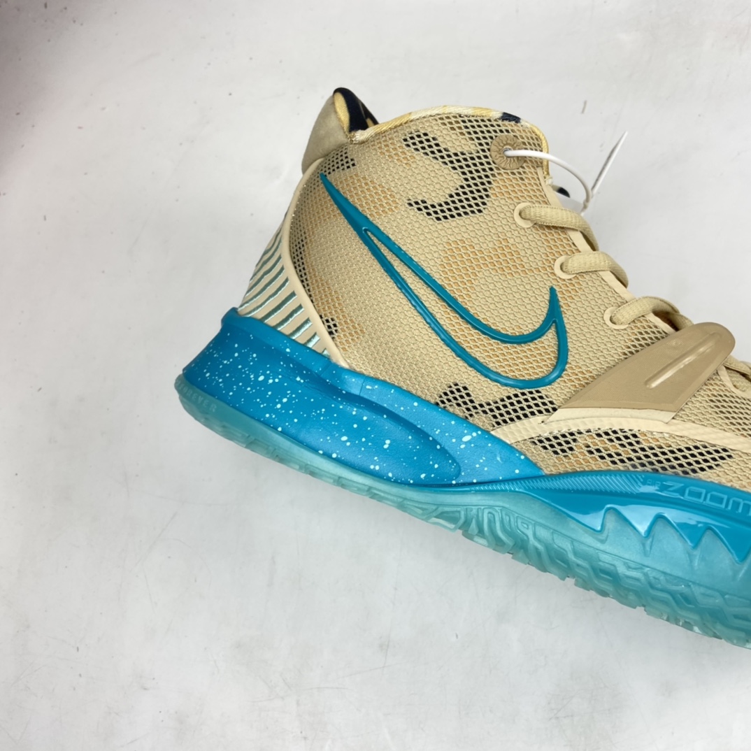 P220 Nike Kyrie 7 Pre Heat Ep 欧文7代 室内休闲运动中帮篮球鞋 CT4080-207