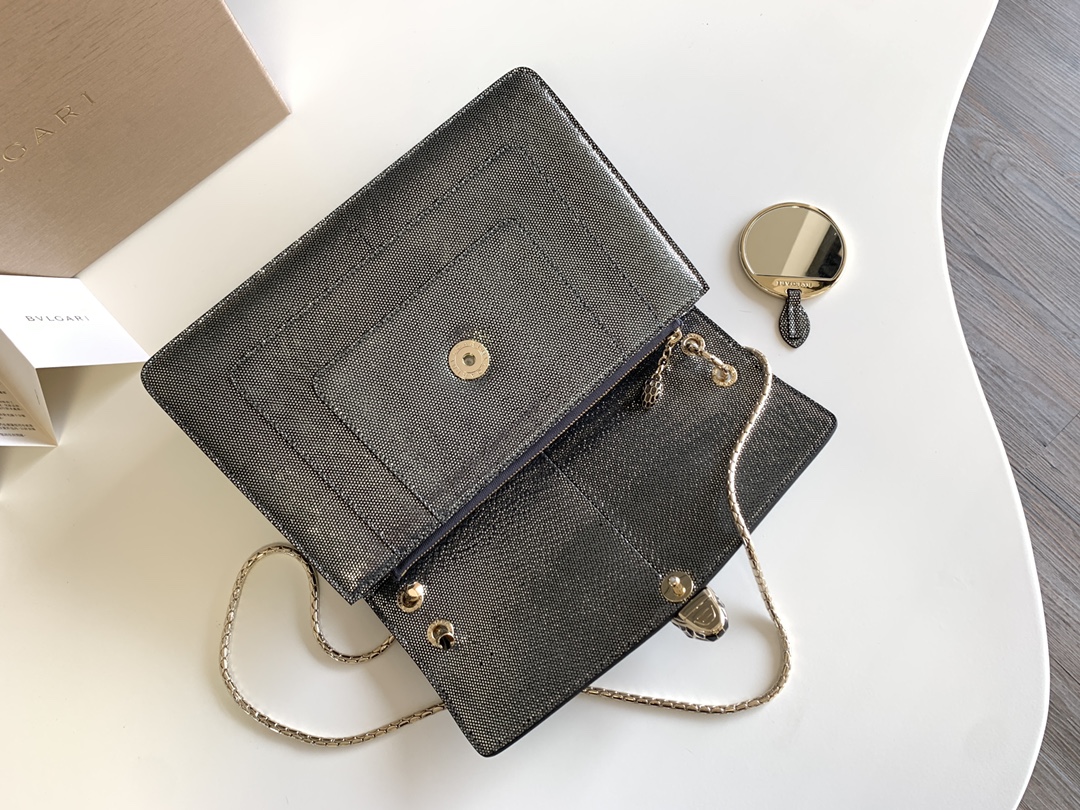 BVLGARI宝格丽"Sprpenti Forever "钻石炭灰金属质感水蛇皮肩背包38326