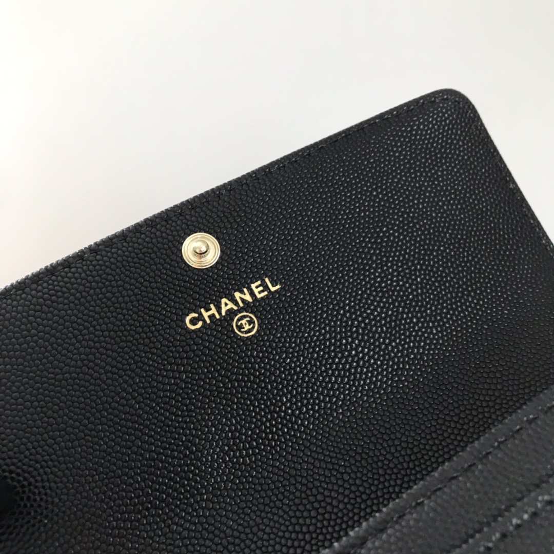 Chanel 中号口盖钱包，菱格纹路 搭配最新款luogo 细节美到淋漓尽致、全套包装 尺寸：9×16.5×3cm