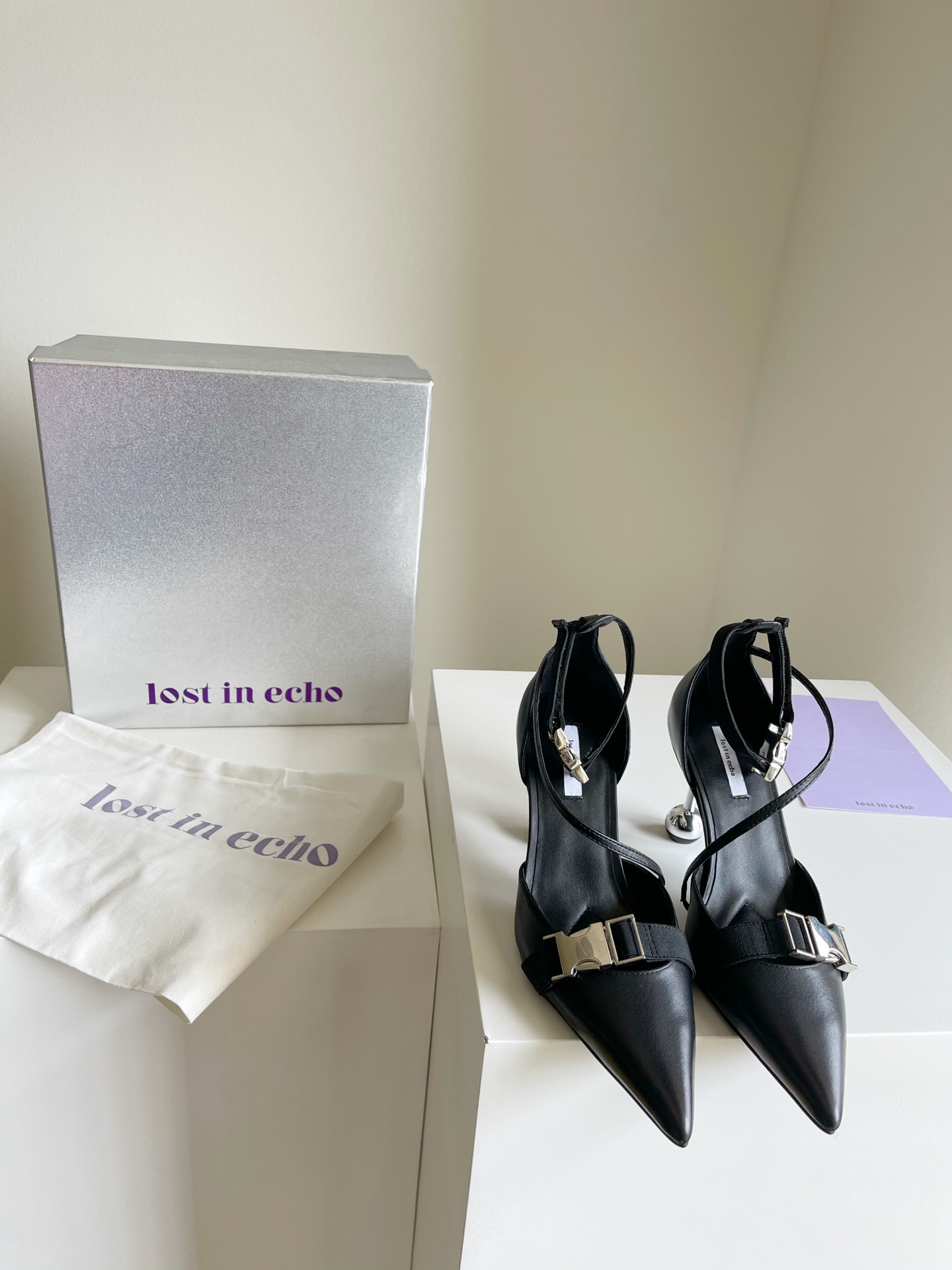 Lost Double-Ball Heel: Perfect, Stylish, and Comfortable