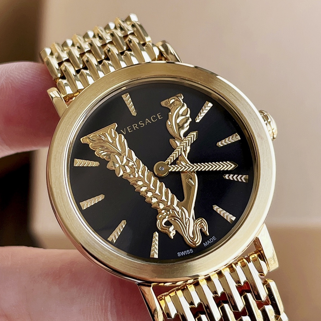 Часы Versace