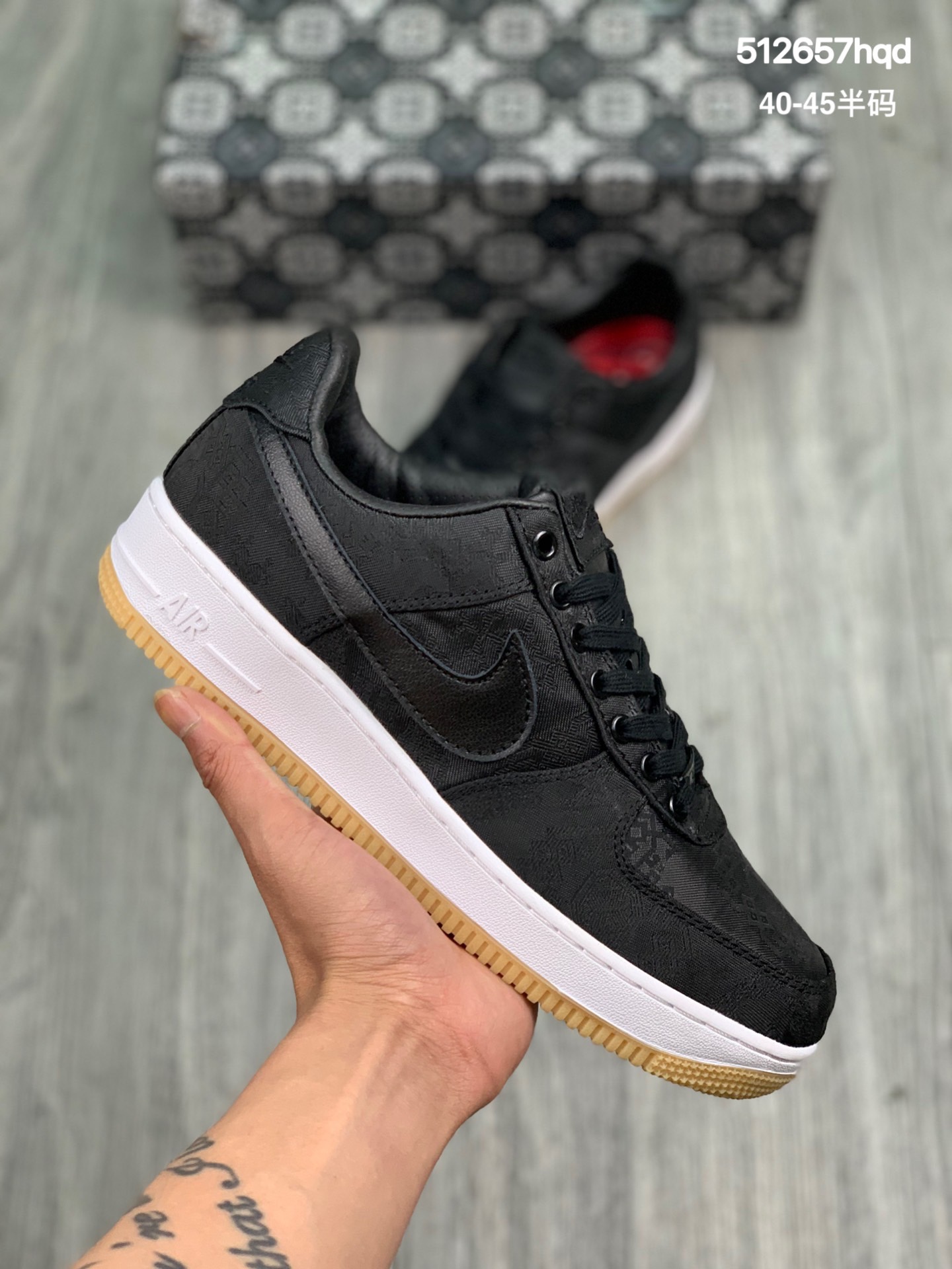 
公司级可撕【陈冠希同款】CLOTx Nike Air Force 1蓝丝绸 官方同步 原装级别 原楦头原纸板  打造纯正空军版型#专注外贸渠道  全掌内置蜂窝气垫 #原盒配件 原厂中底钢印、拉帮完美   官方货号：CJ5290-400
SIZE：40 40.5 41 42 42.5 43 44 44.5 45
编码:512657hqd