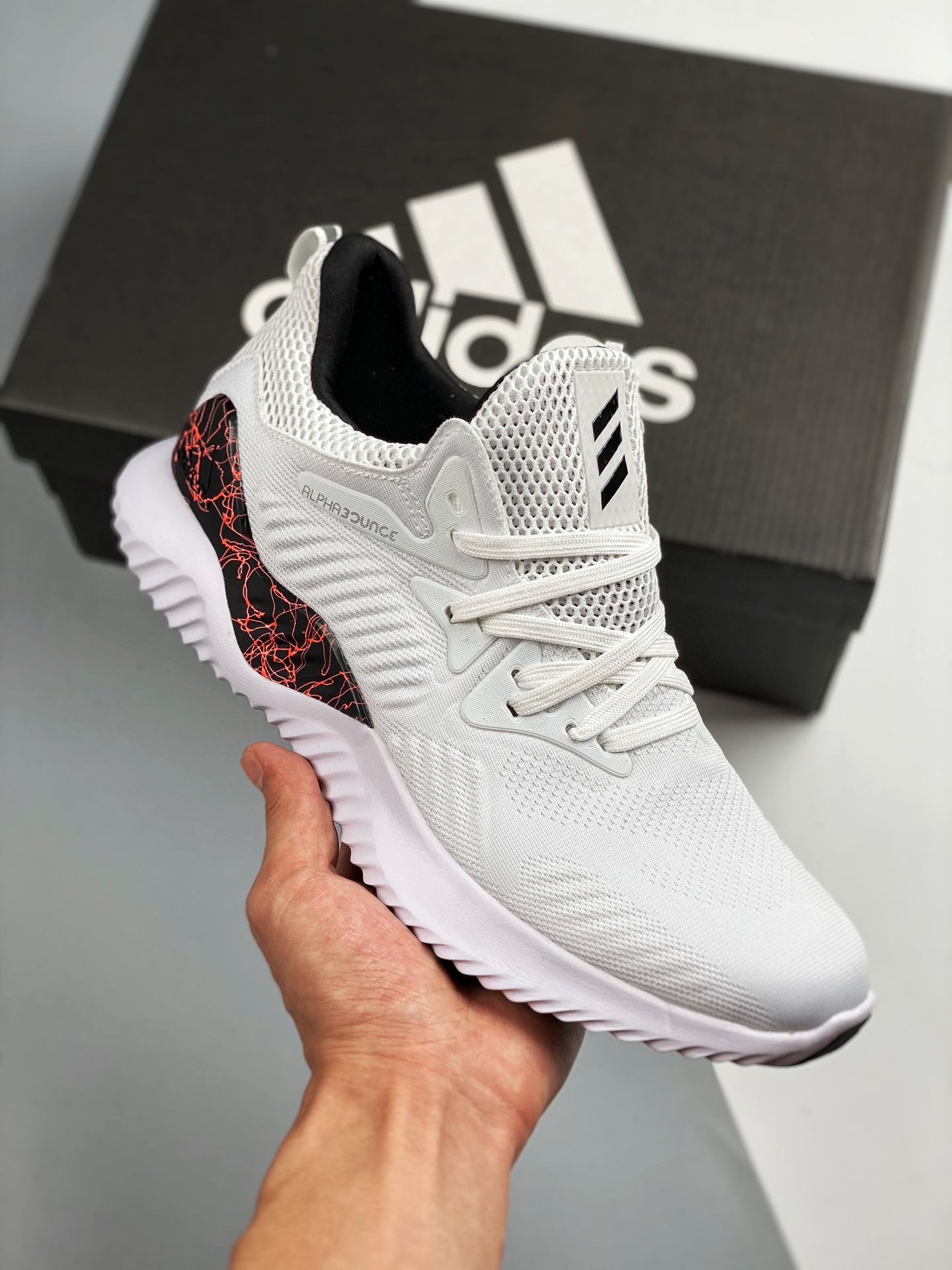 AdidasAlphaBOUNCE M Alpha, zapatillas de running casuales con suela de goma Continental con textura de branquias de tib…