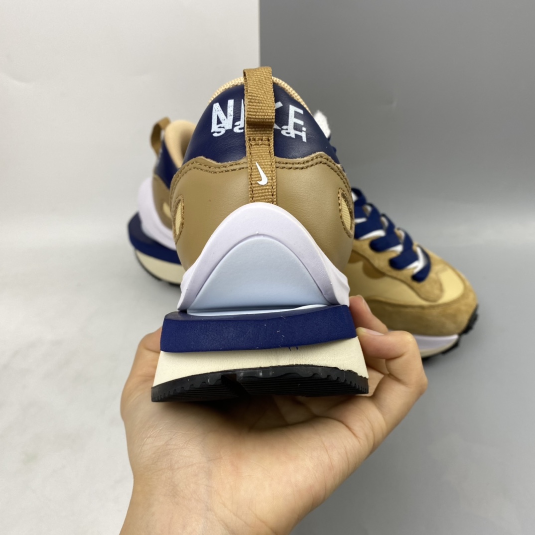 P280 日式解构美学联名Sacai x Nike Pegasus Vaporfly SP 大重叠双钩子 DD1875-200