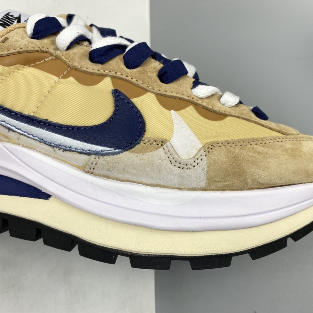 P300 日式解构美学联名Sacai x Nike Pegasus Vaporfly SP 大重叠双钩子 DD1875-200