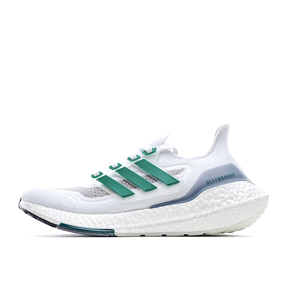 H0 纯原巴斯夫 阿迪达斯 Adidas UB7.0 爆米花 前凸后翘的adidas ultra boost 2021系列正式曝光，新一代的ulrtra boost 21在中底的部分添加了更多的boost材质面积，除了部分标志性的细节处外，这次更新的款式以前凸后翘的流线型呈现。中底的支撑片也变成了造型奇特的U型，鞋子设计十分有速度感。