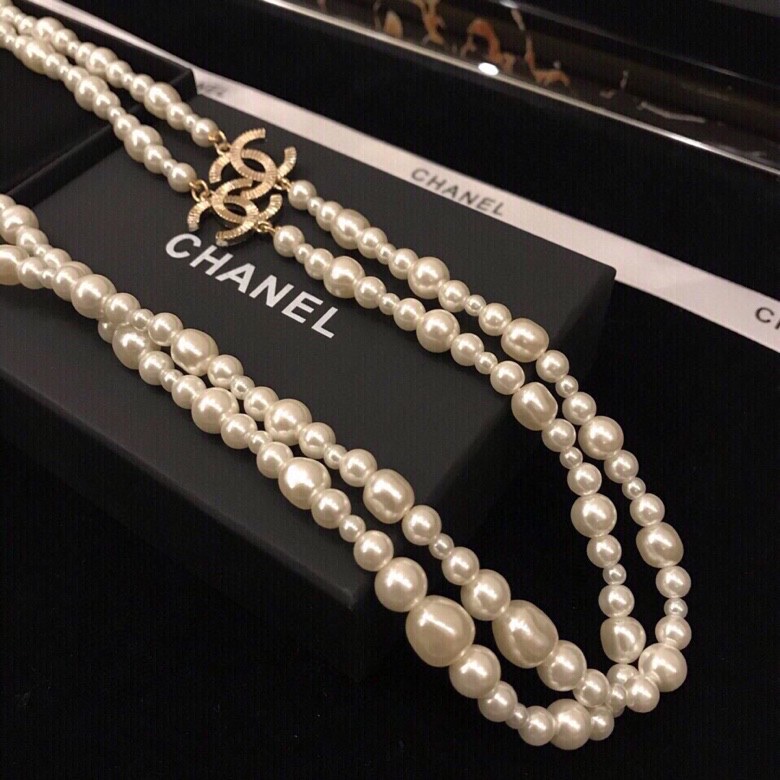 Chanel 毛衣链 小香 长链 【原单狠货】进出专柜无压力，代购级别 珍珠毛衣链，美呀，正品9xxxP