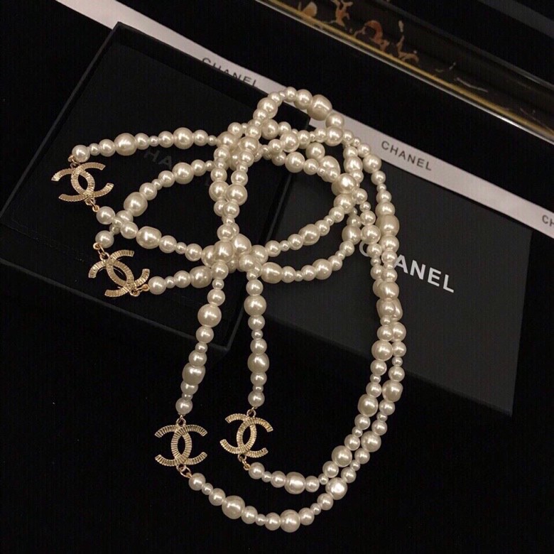 Chanel 毛衣链 小香 长链 【原单狠货】进出专柜无压力，代购级别 珍珠毛衣链，美呀，正品9xxxP