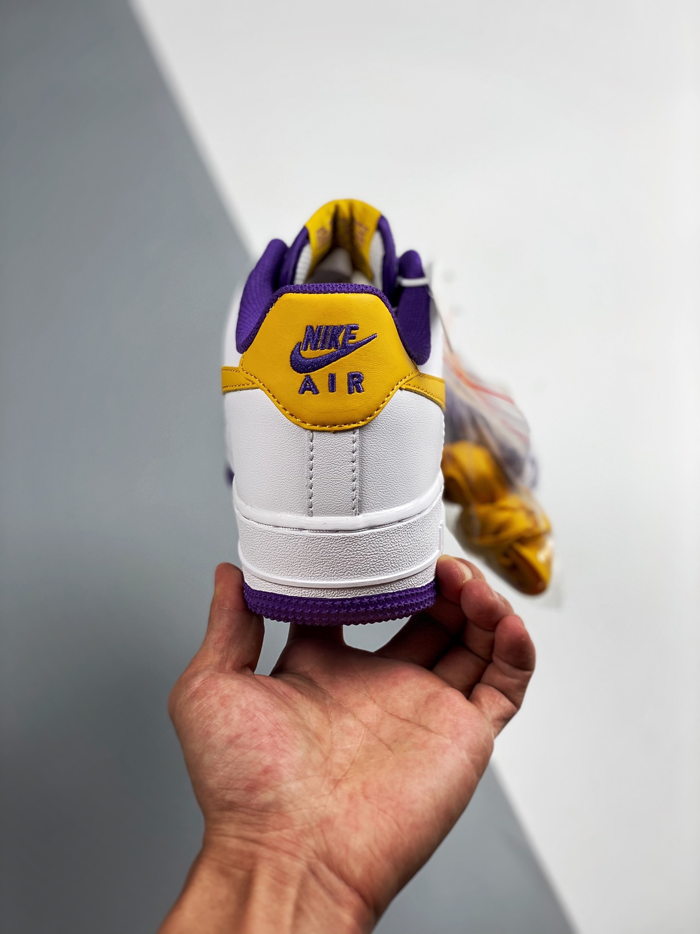 Miniatura 8