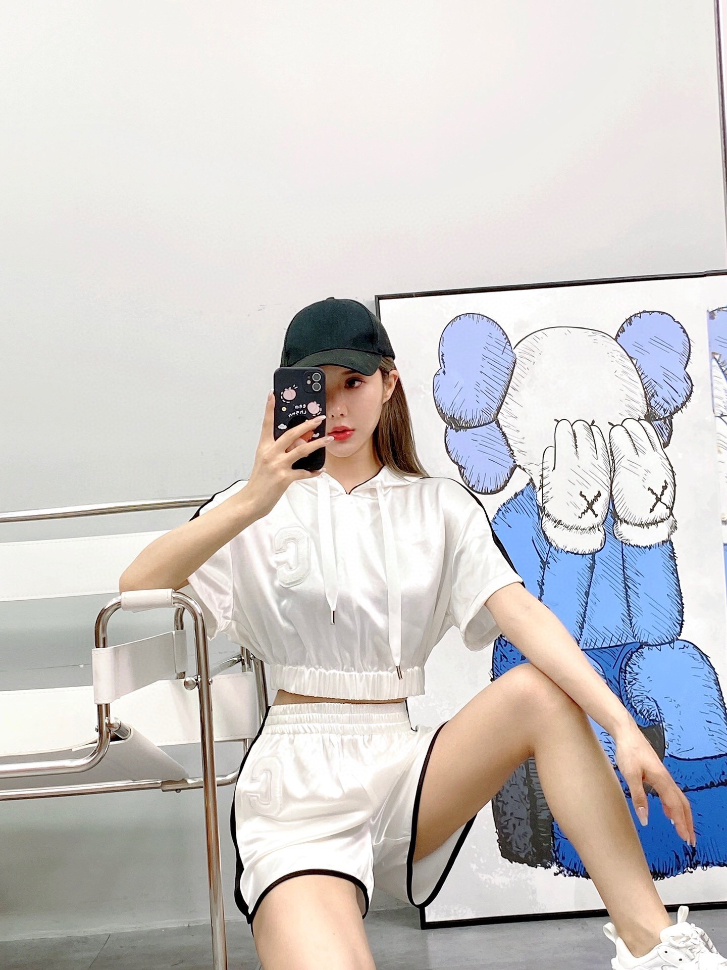 celine醋酸连帽上衣短裤套装白色