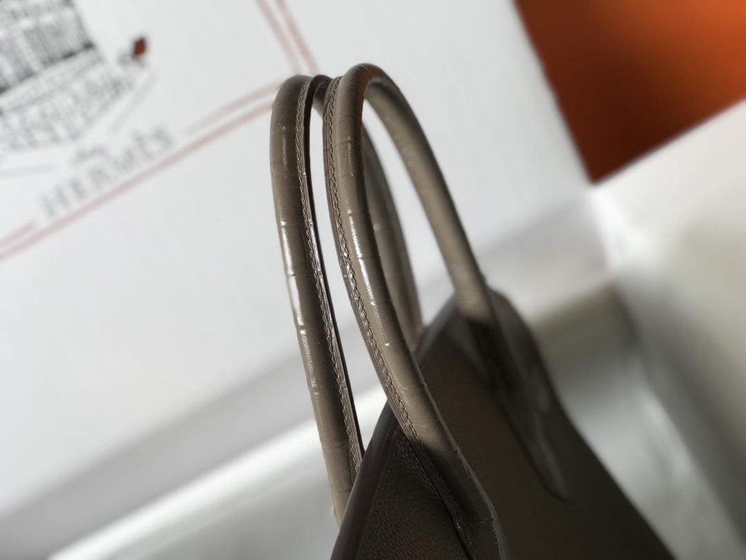 Hermès Luxury Handbag Collection 7