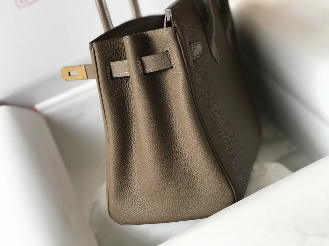 Hermès Luxury Handbag Collection 4