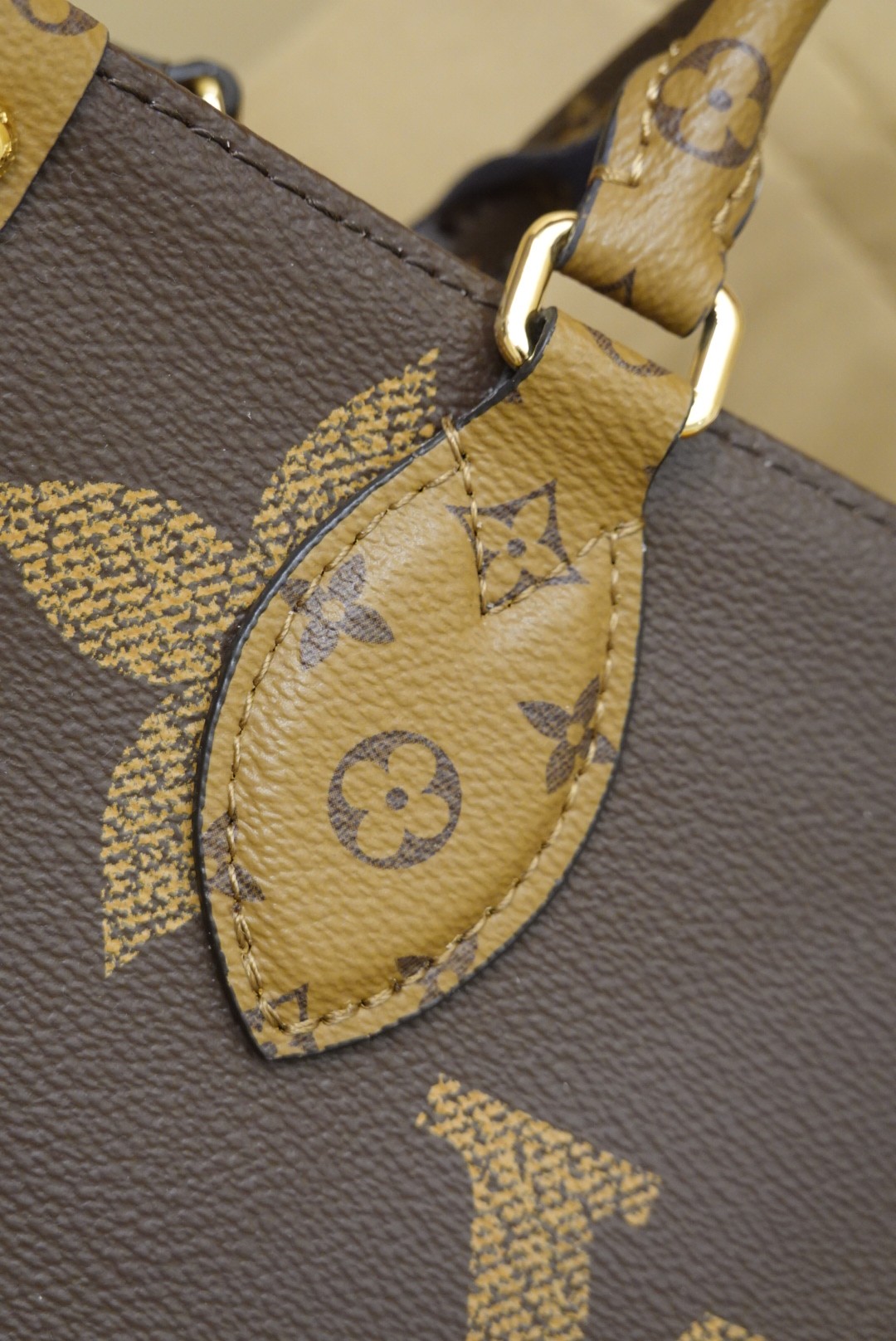 Louis Vuitton 专柜款经典手袋 2