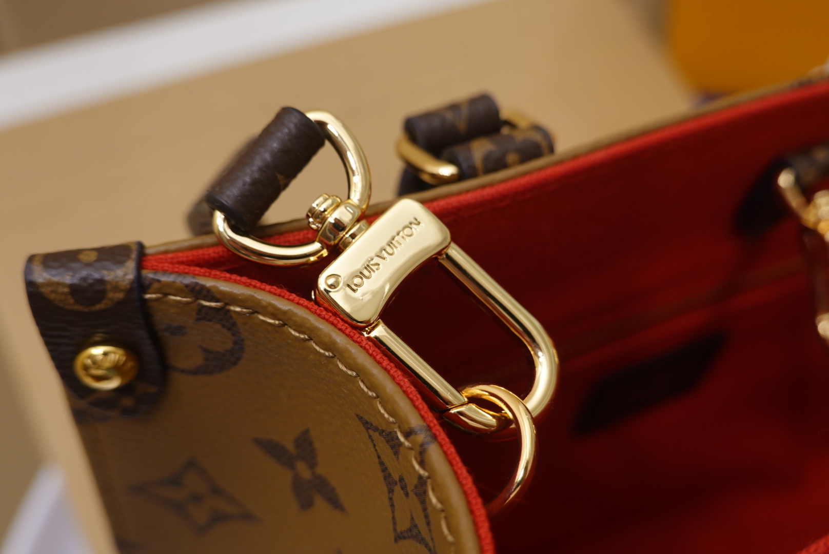 Louis Vuitton 专柜款经典手袋 7