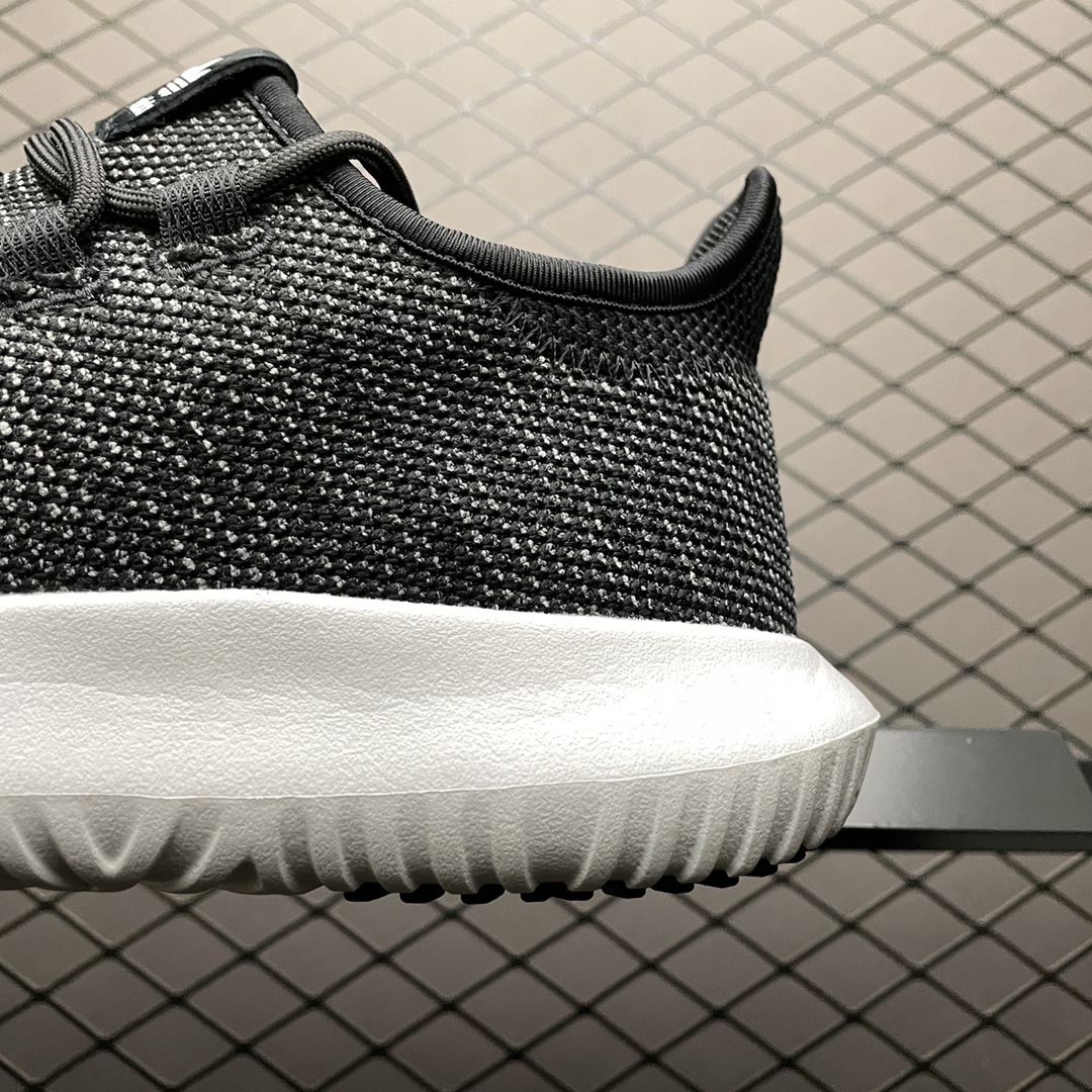 AD 阿迪Tubular Shadow 简版350小椰子 BB8826 尺码:36 36.5 37 38 38.5 39 40 40.5 41 4