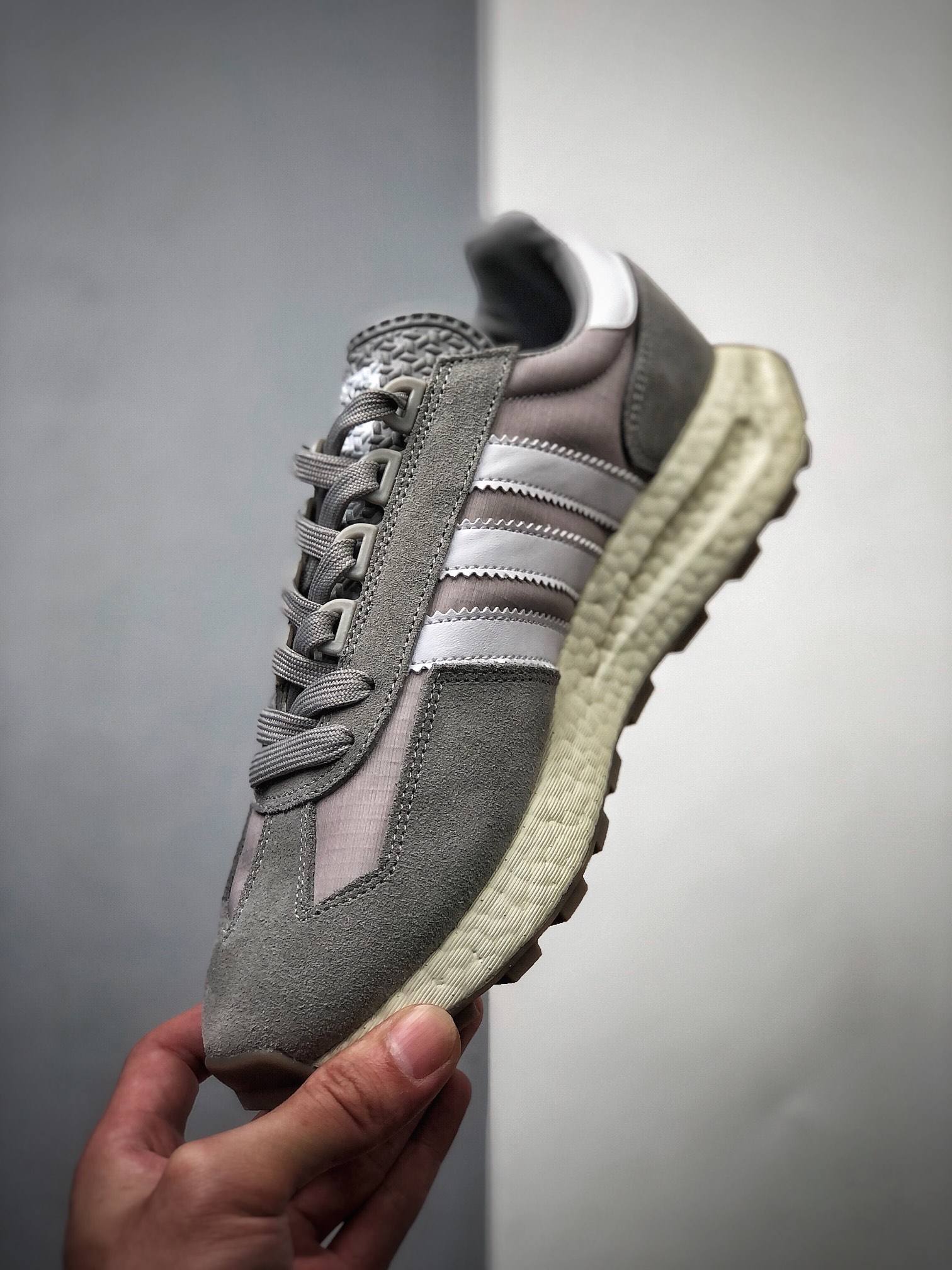 200  adidas Racing 1 Boost Prototype  速度轻盈复古系列Q47101