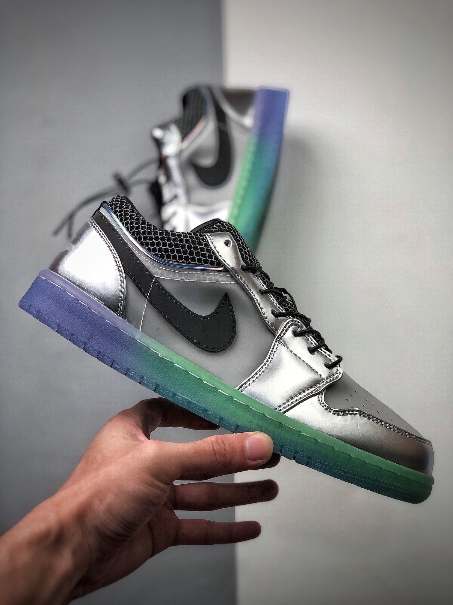 200 低帮 银灰 金属银渐变 水晶底Air Jordan 1 Low SE 低帮Air Jordan 1 DJ5199-109