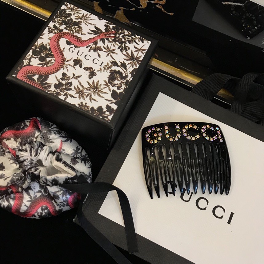 💰¥ 260 The original monograph gucci guci gucci letters, hair hair combo, black 🔺 cupboard, brass material, embedding imported mimics - 图片 1