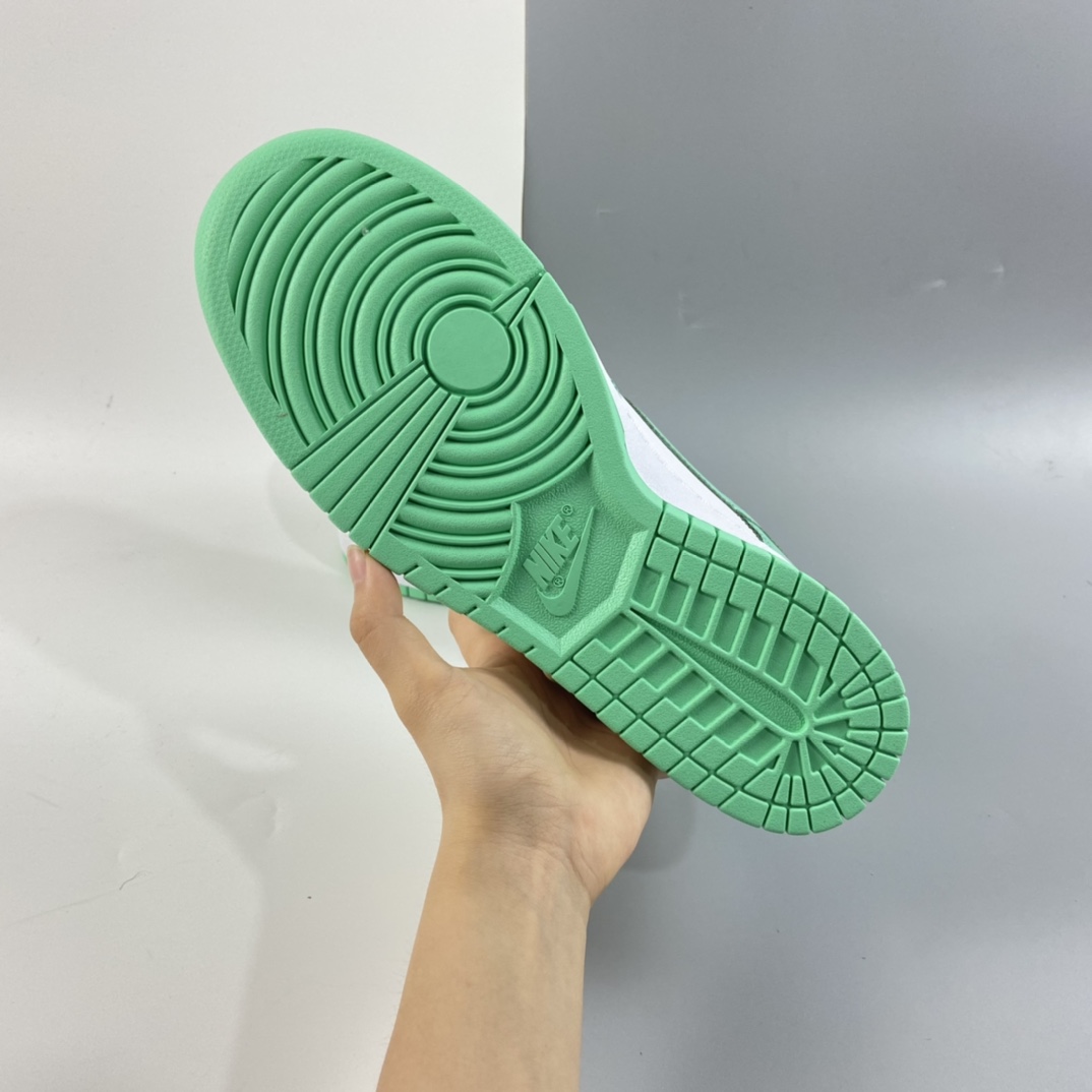 P200 Air Jordan 1 Low AJ1低帮时尚休闲板鞋 553558-124