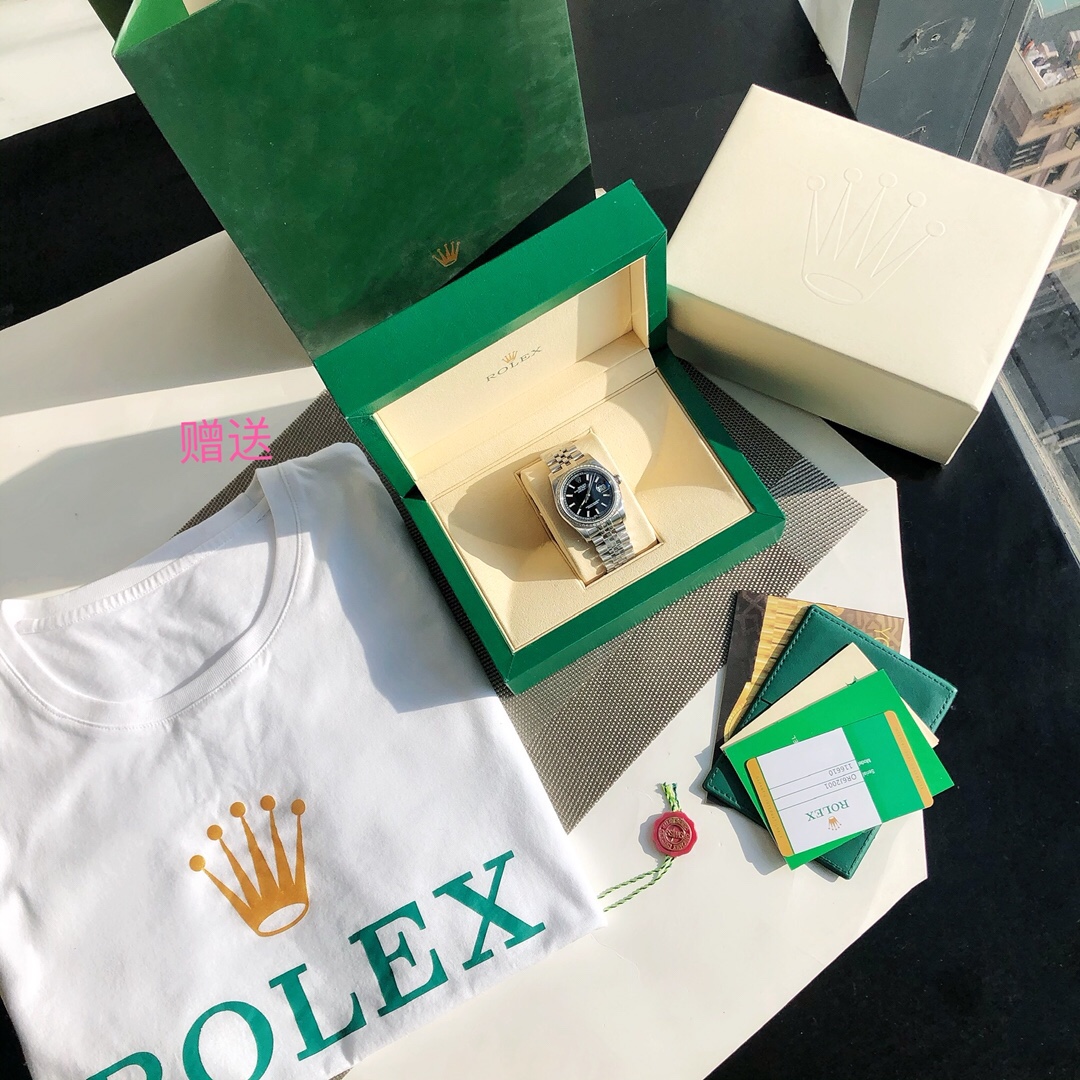 El Rolex Datejust está engastado con diamantes y el bisel tiene incrustaciones de 52 diamantes reales de 1,7. Pesa alre…