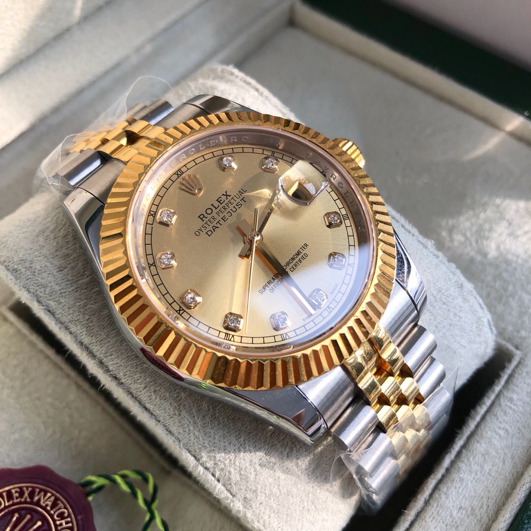 Rolex 重磅来袭 牛货 劳力士 情侣对表 男款采用瑞士ETA2836 女款采用瑞士ETA2671 机械机芯，动力储存48小时