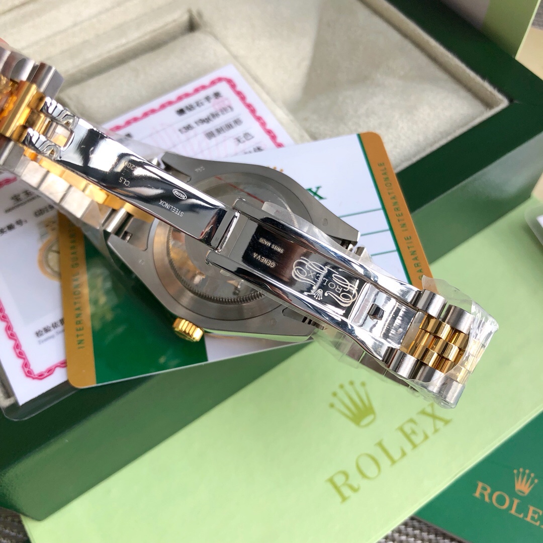 Rolex 重磅来袭 牛货 劳力士 情侣对表 男款采用瑞士ETA2836 女款采用瑞士ETA2671 机械机芯，动力储存48小时
