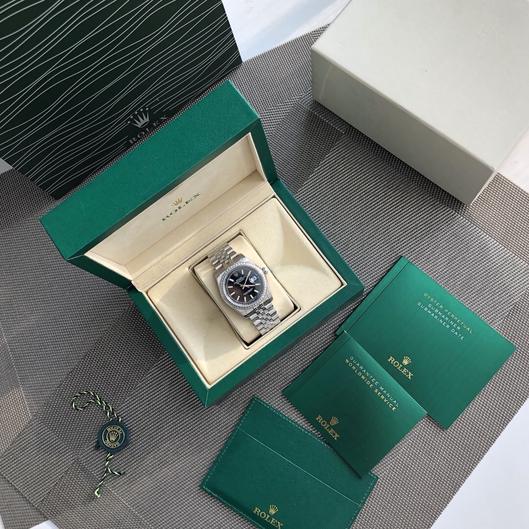 Modelo de diamantes Rolex Datejust, el bisel tiene incrustaciones de 52 diamantes reales de 1,7, que pesan aproximadame…