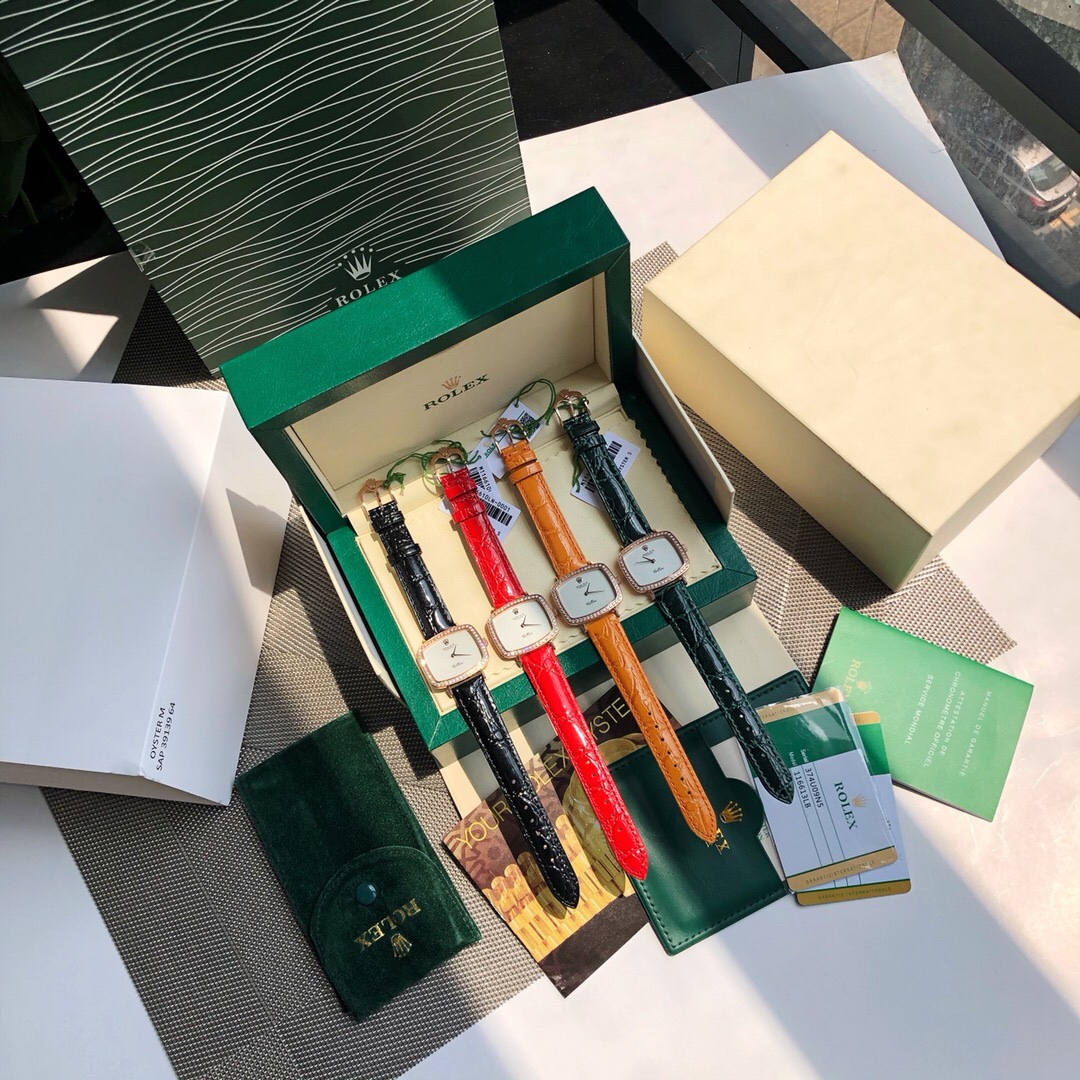 El nuevo modelo de verano de Rolex lo presenta con un diseño clásico muy conocido. La colaboración tripartita de la mar…