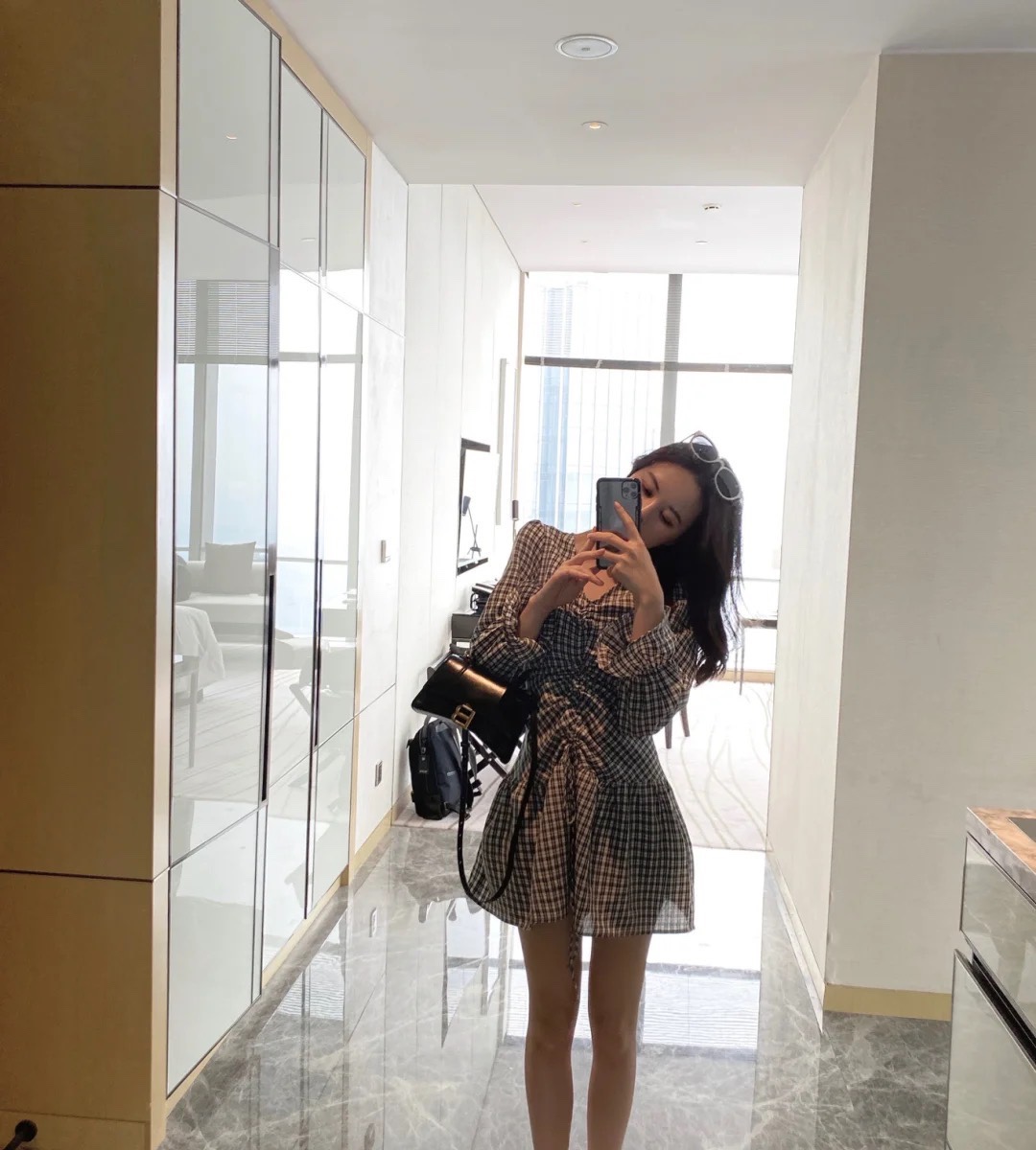 Balenciaga Hourglass XS 19CM BAG 平纹沙漏包 592833黑色/金扣