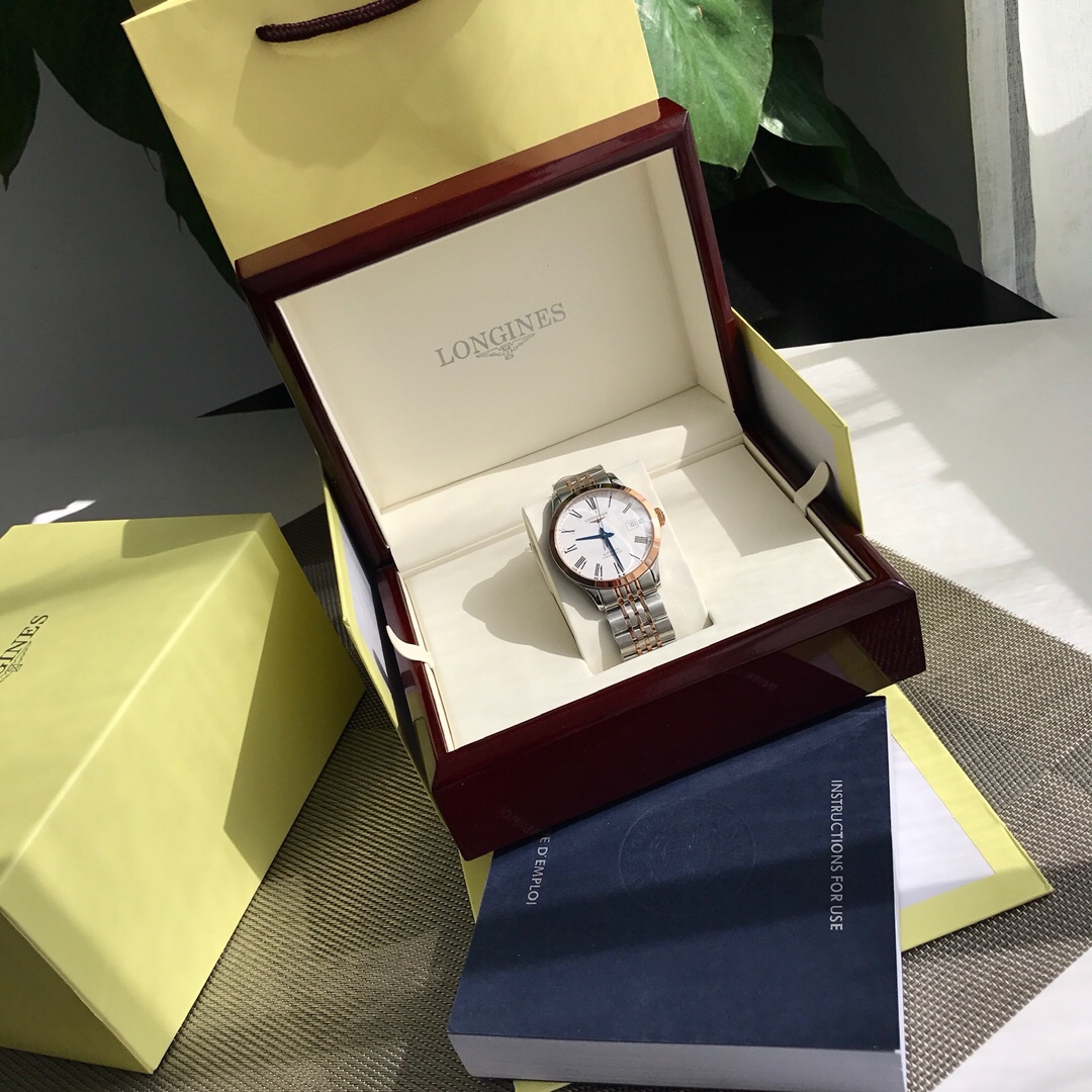 ¡Vale la pena tener la serie Longines Pioneer! Tamaño del reloj 40X11mm. Carcasa delgada en forma de arco, el más alto …