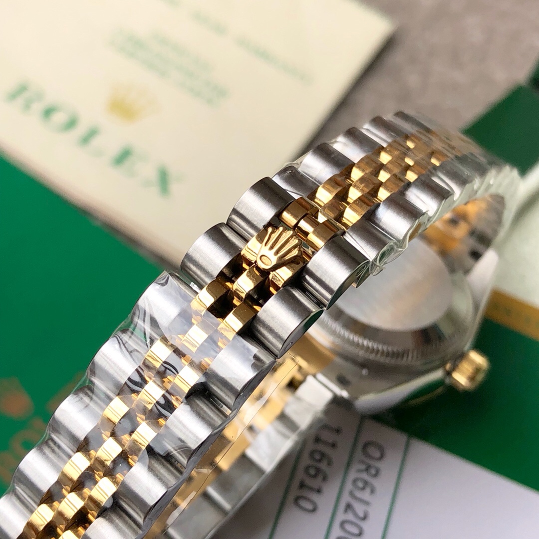 Rolex 劳力士女装日志型28㎜日志系列，女装日志型的蚝式表壳是坚固优雅、完美比例的典范