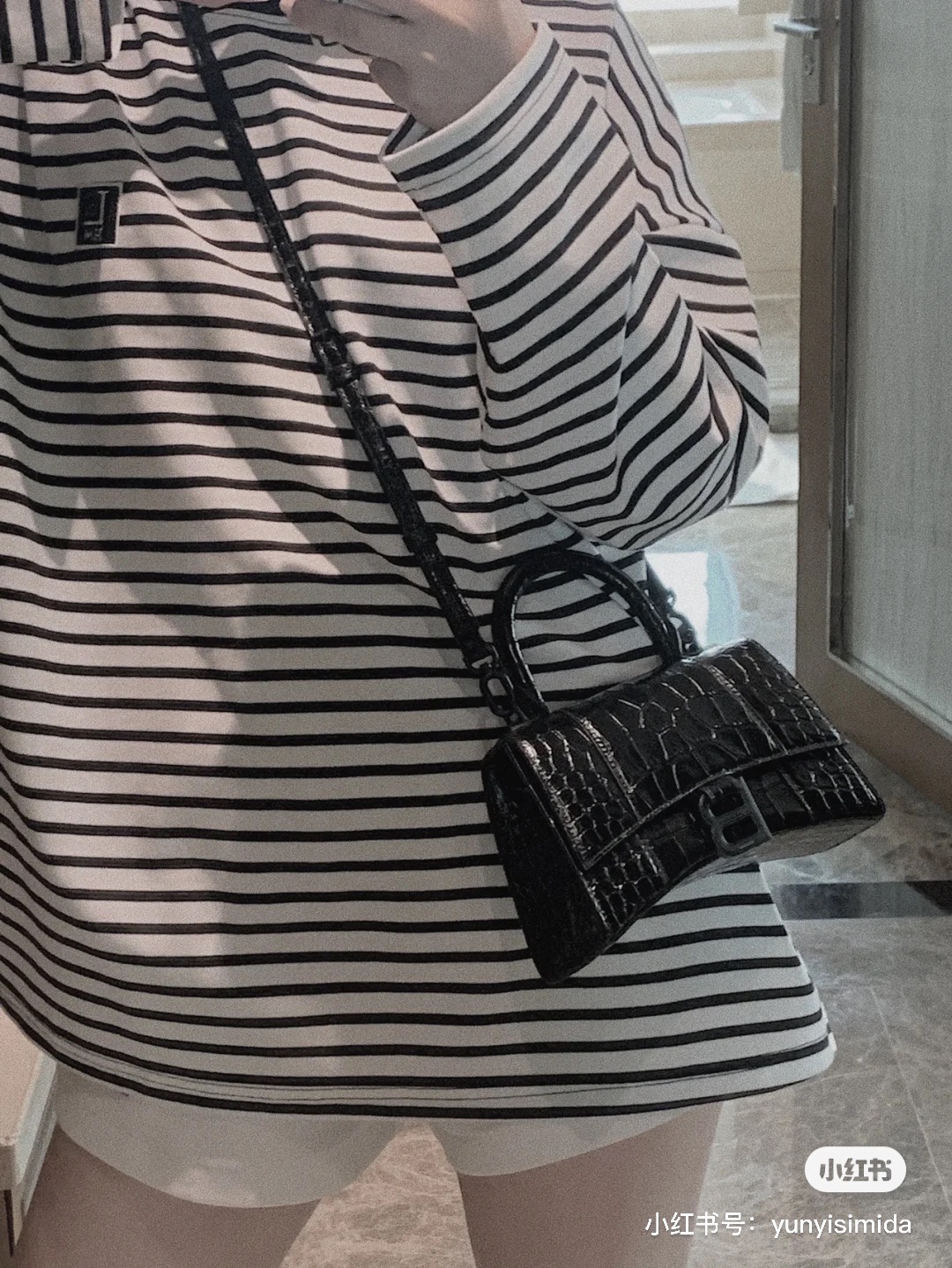 Balenciaga Hourglass XS 19CM BAG 鳄鱼纹沙漏包 592833黑色/黑扣