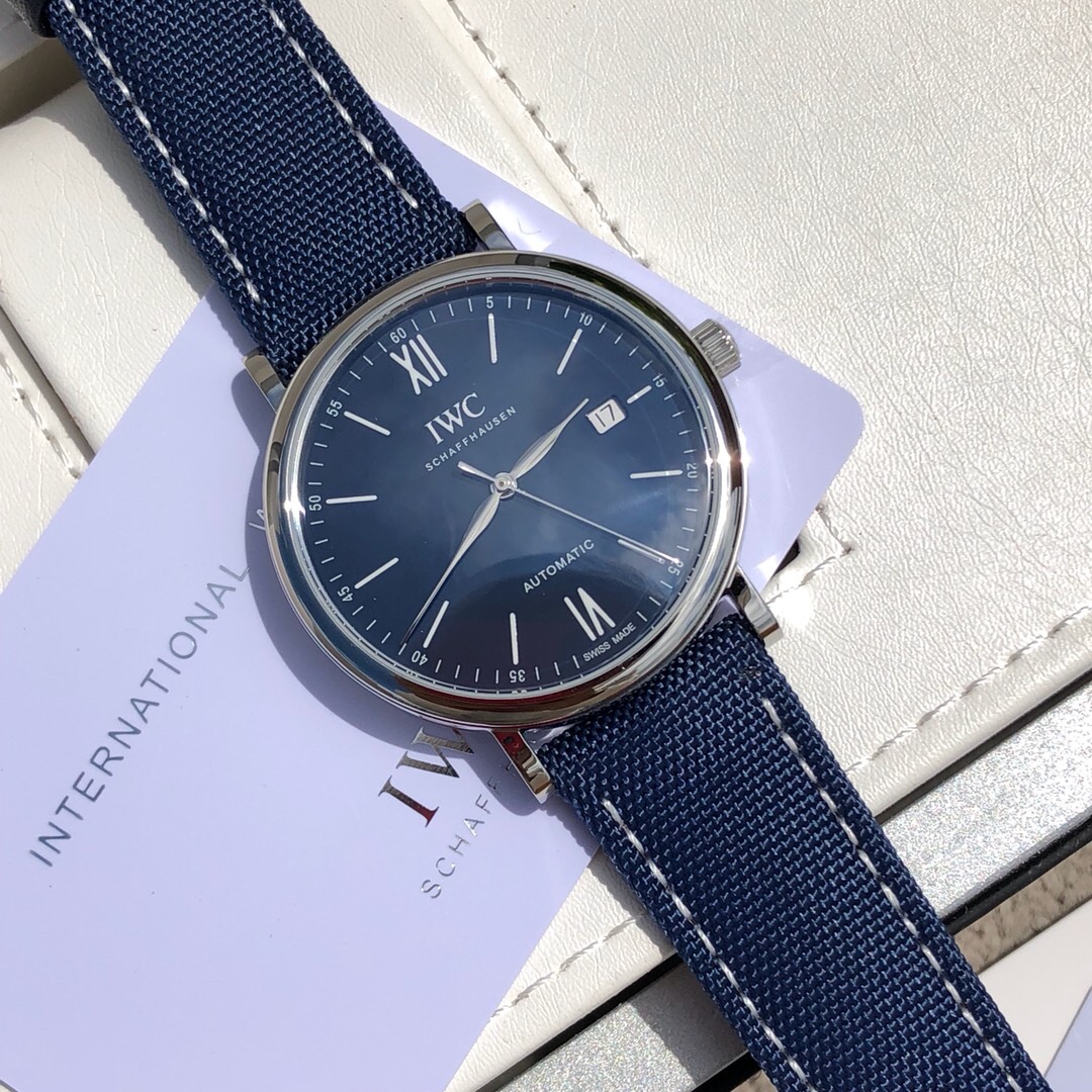 IWC Portofino, un reloj, una tarjeta, un código, sin duplicación, ¡tres códigos en uno para productos auténticos! Simpl…
