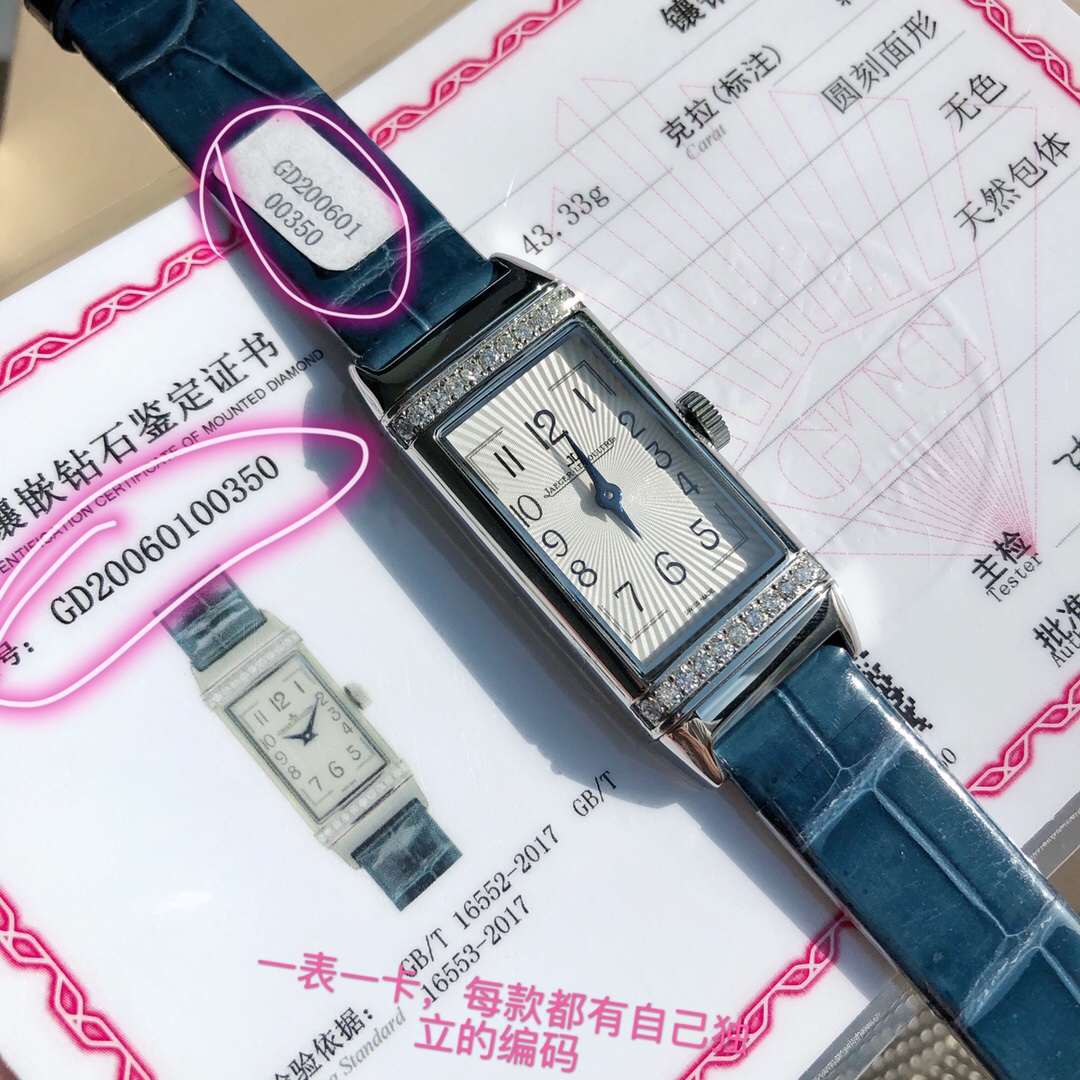 Lacoste JL积家 22真钻女款手表 ，配全套包装 4万 进口瑞士郎达机芯使用时间可长达10年，进口美洲鳄鱼皮表带